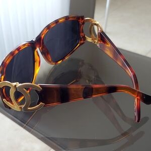 Tortoise shell C C dark sunglasses